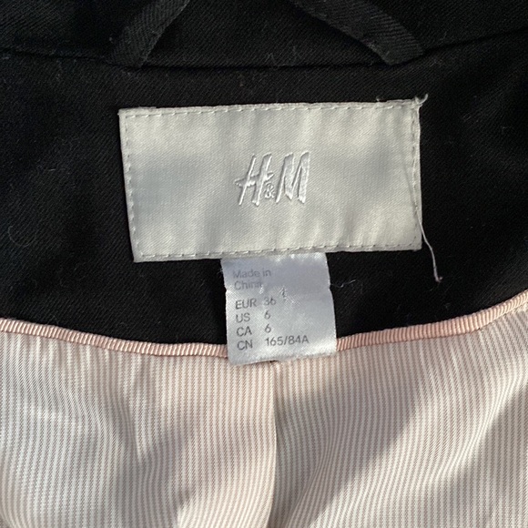 H&M jacket - Picture 3 of 3